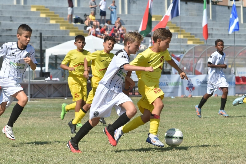 KIDS FOOT 2024